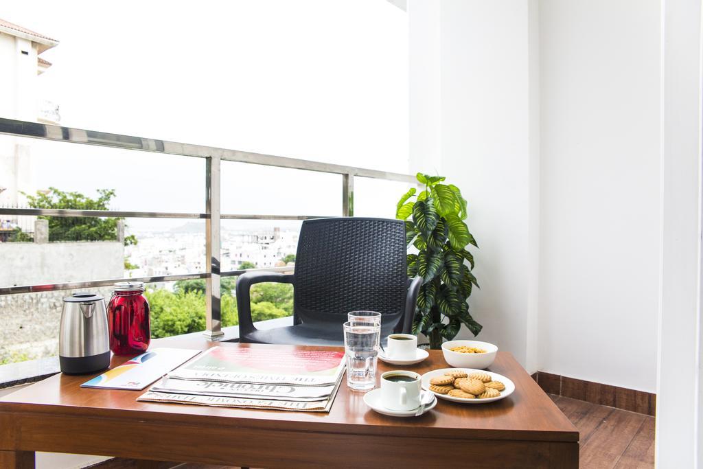 Aptly Premium Serviced Apartments - A Brand Unit Of Skyla - Lotus Pond Haydarabad Dış mekan fotoğraf